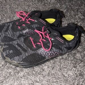 Black and Pink Athletic Shoes, the best shoe! Size 9